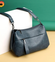 Crossbody bag atipasial leather ( blu color )